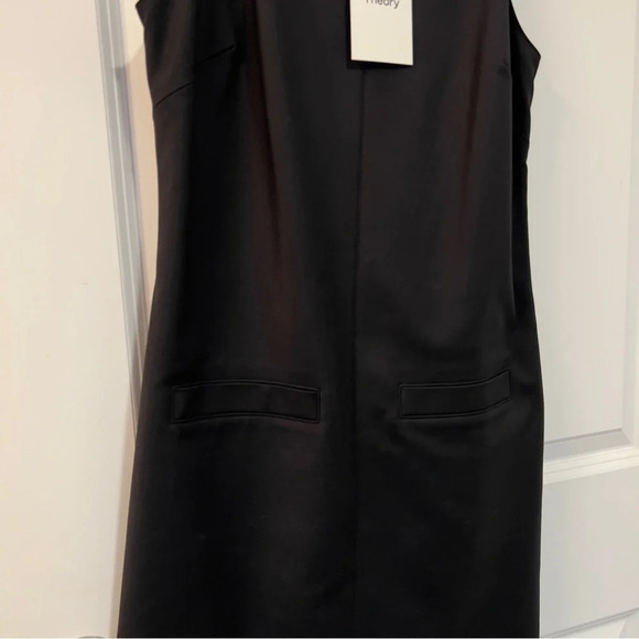 THEORY
SQUARE NECK MINI DRESS size 4 - Picture 10 of 10
